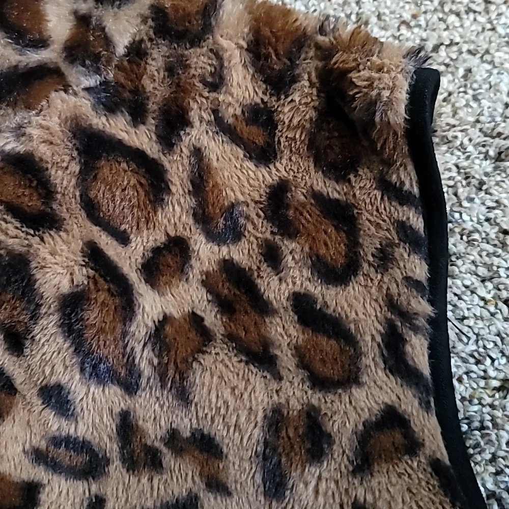 Beauciel vest 3X zip faux fur cabincore baddie animal print - Picture 7 of 13